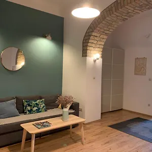French Touch With Free Parking Apartament Budapesta
