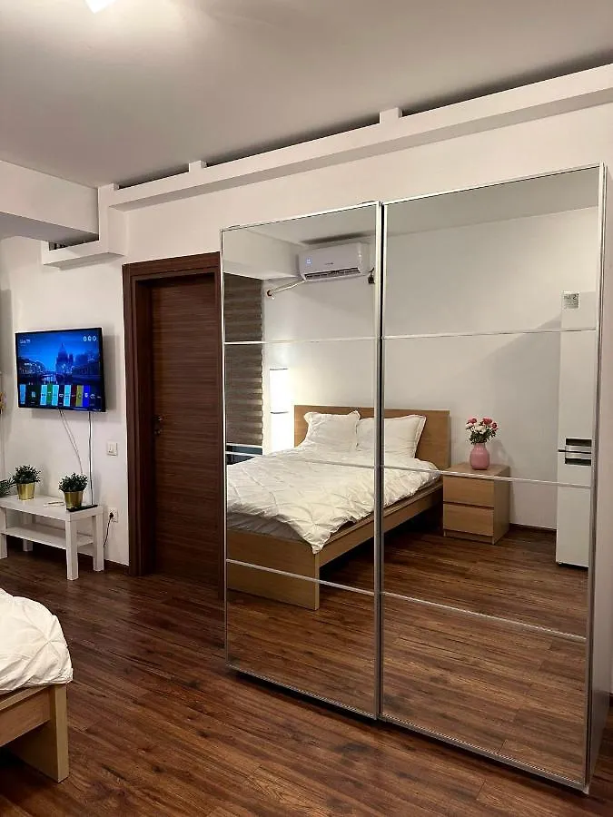 Cozy Apartment With Self Check-In Near Promenada Mall And Verdi Park Bucureşti