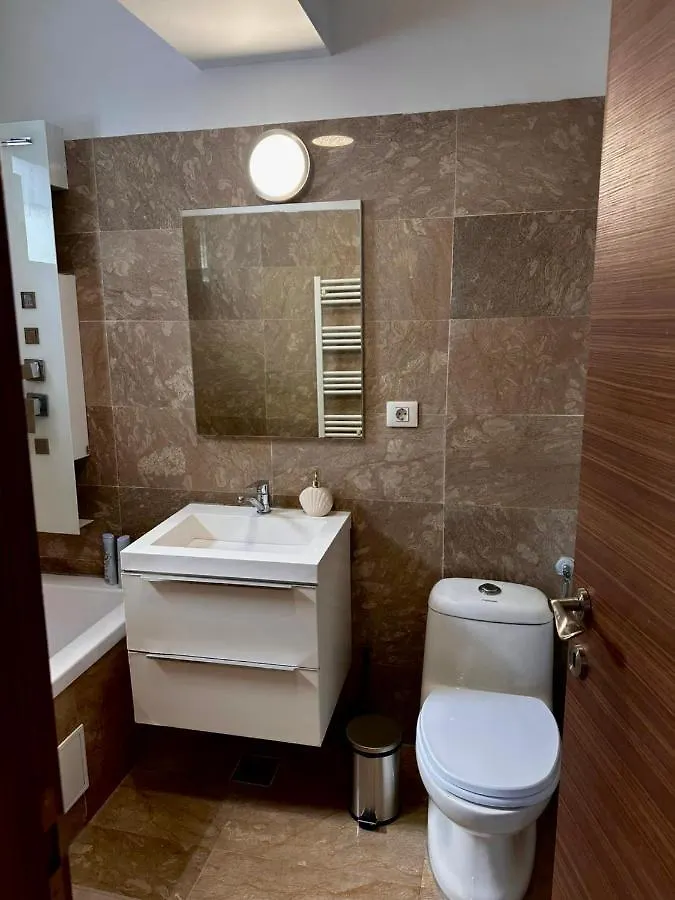 Cozy Apartment With Self Check-In Near Promenada Mall And Verdi Park Bucureşti România